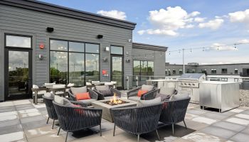 Skydeck with Scenic Views